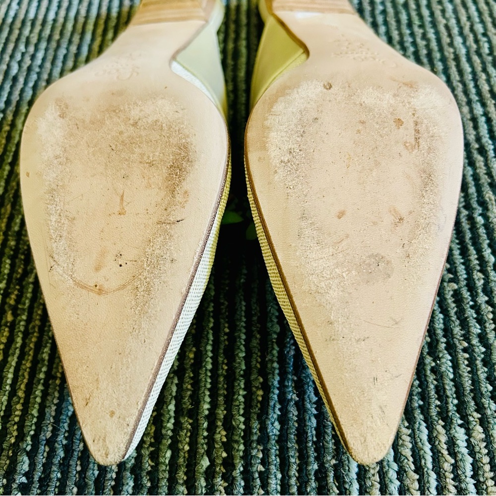 Lilly Pulitzer Natual Linen Lucky Flowers Pointed Toe Kitten Heel Mules size 6 M - Picture 11 of 15
